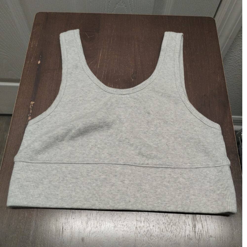 Hanes NWOT Women's Size Small Gray Ribbed Cotton Pullover Sports Bra